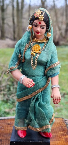 Trachten puppe aus indien - puppe,