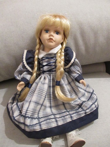 Puppe mädchen blond mit - mädchen,