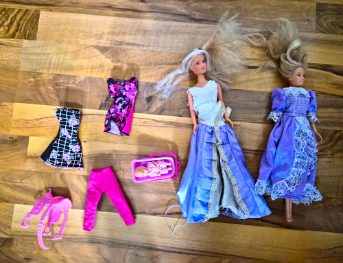 Set aus ankleidepuppen mit - set,
