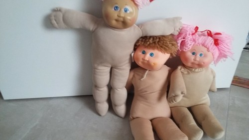 Puppe aus stoff plastik - stoff,