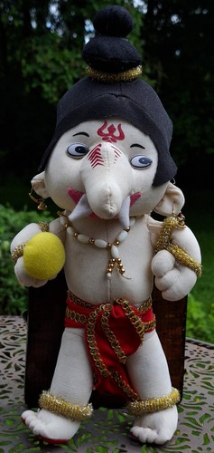 Ganesha stoff puppe aus indien - stoff,