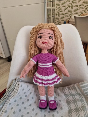 Puppe mit blonden haaren - blonden,